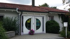 Taufkirchen Kindergarten Eingang
